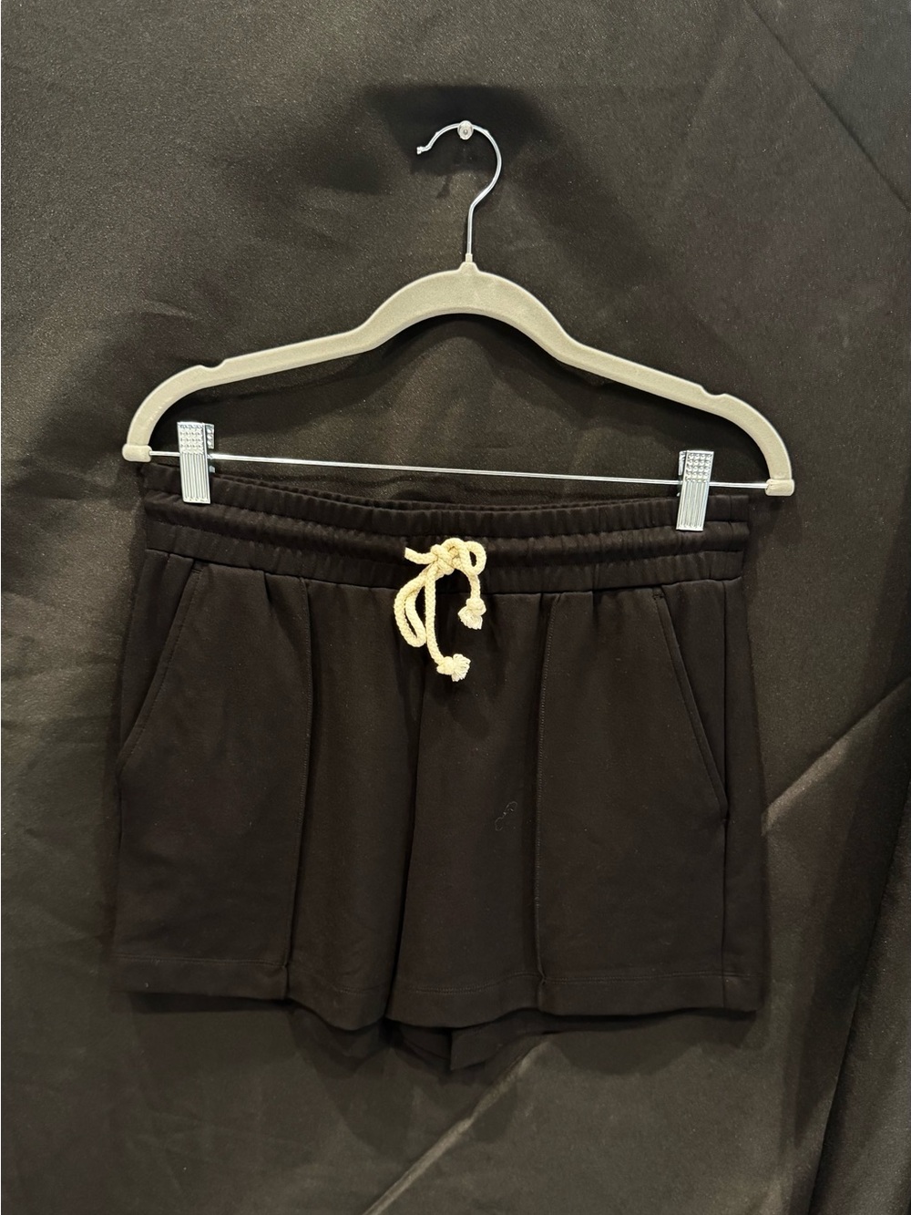 LOFT Black Shorts with Cream Drawstring